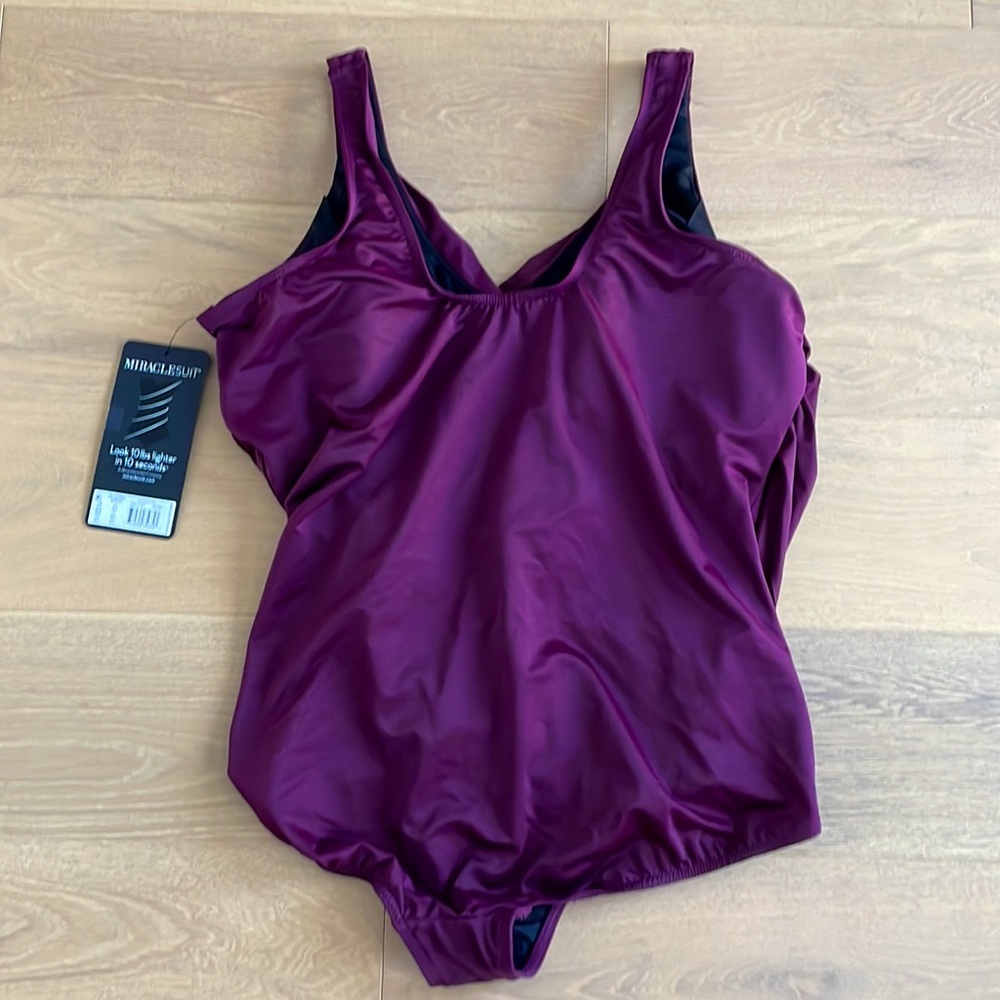 Nwt Miraclesuit Womens Plus Size Solid Crossover One-Piece Style - 24W - Picture 4 of 6